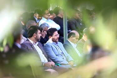 صبحگاه مشترک همزمان با هفته نیروی انتظامی در نجف‌آباد