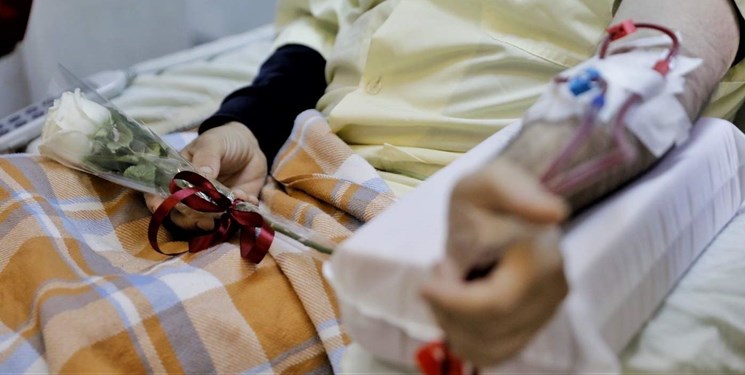 ارائه خدمات درمانی به بیماران نیازمند توسط هلال احمر استان قزوین