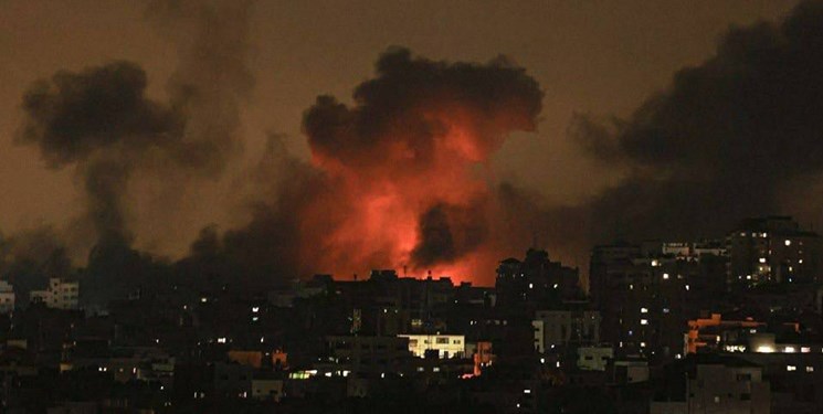 حمله صهیونیست‌ها به بازاری در مرکز نوار غزه+ فیلم