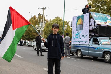 راهپیمایی با شکوه زنجانی‌ها در حمایت از مردم فلسطین