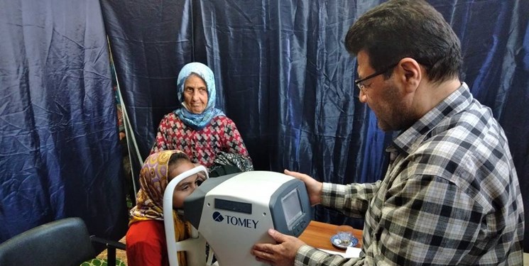 خدمات دندان‌پزشکی و پزشکی رایگان در منطقه چهاردانگه توسط کاروان تیپ جهادی مستضعفین