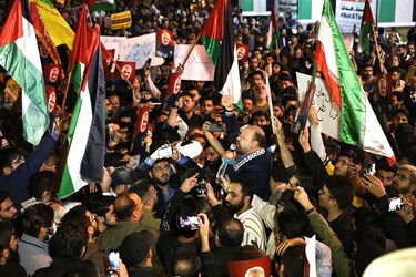 تجمع تهرانی هادر اعتراض به حمله صهیونیستها به بیمارستان غزه