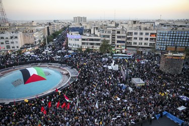 تجمع محکومیت بمباران بیمارستان غزه در تهران (2)