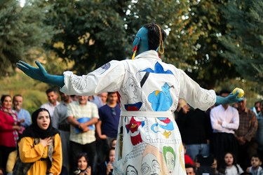 اجراهای اولین روز شانزدهمین دوره تئاترخیابانی مریوان