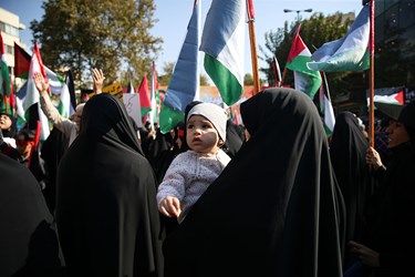 تجمع بزرگ مادران و کودکان ایرانی در حمایت از کودکان غزه 