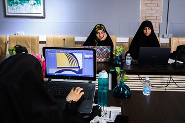 مهرگاه همدلانه هنرمندان گرافیست شیرازی با مردم غزه 