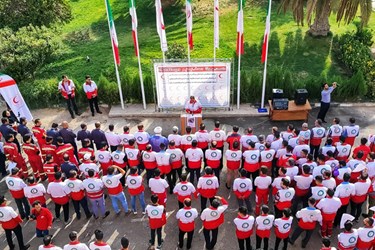 تجمع پرشور سرخ و سپید پوشان هلال احمری فارس در دفاع از  مردم غزه