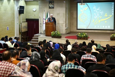 سخنرانی حجت‌الاسلام مصطفی رستمی رئیس نهاد نمایندگی رهبری در مراسم اختتامیه جشنواره دانشجویی بنیاد آموزش فناوری نانو