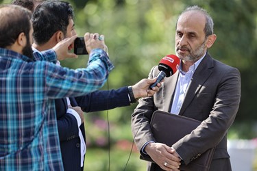 پیمان جبلی رئیس سازمان صداوسیما در حاشیه جلسه هیأت دولت