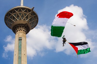 پرچم فلسطین بر فراز تهران 13