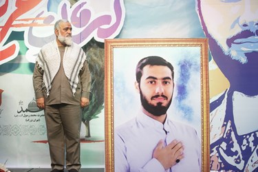  سردارمحمدرضا نقدی معاون هماهنگ‌کننده سپاه پاسداران انقلاب اسلامی  درمراسم  اولین سالگرد شهادت آرمان علی‌وردی