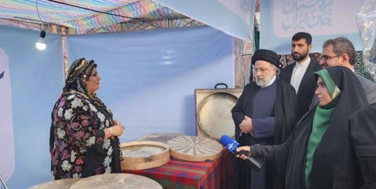 بازدید رئیس جمهور از نمایشگاه دستاوردهای بانوان کارآفرین کردستان