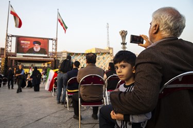 پخش زنده سخنرانی دبیرکل حزب الله لبنان در میدان امام حسین