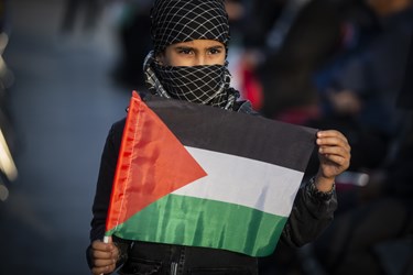 پخش زنده سخنرانی دبیرکل حزب الله لبنان در میدان امام حسین