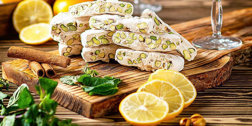 سفر به نصف جهان با طعم بریانی و گز