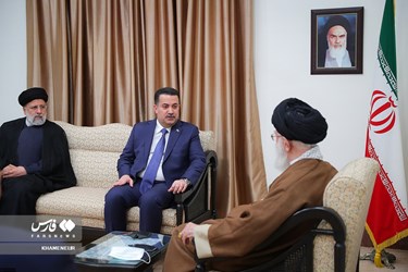 لقاء رئيس الوزراء العراقي مع قائد الثورة الاسلامية