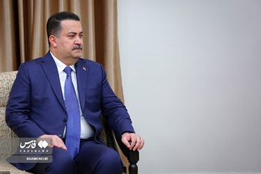 لقاء رئيس الوزراء العراقي مع قائد الثورة الاسلامية