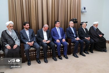 لقاء رئيس الوزراء العراقي مع قائد الثورة الاسلامية