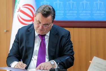 کنستانتین چوچینکو وزیر دادگستری فدراسیون روسیه