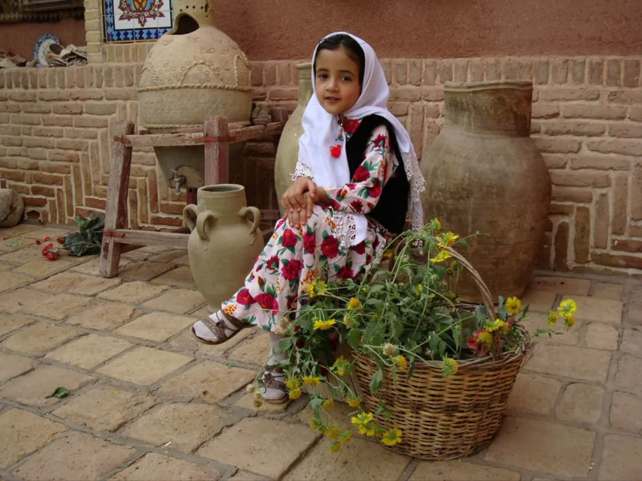 غرفه‌هایی با طعم و مزه انار در پانزدهمین جشنواره انار بادرود+تصاویر و فیلم