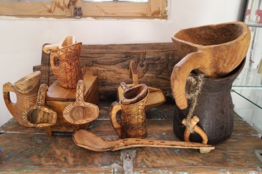 انواع ظروف چوبی با نقش های متنوع لاگتراشی 