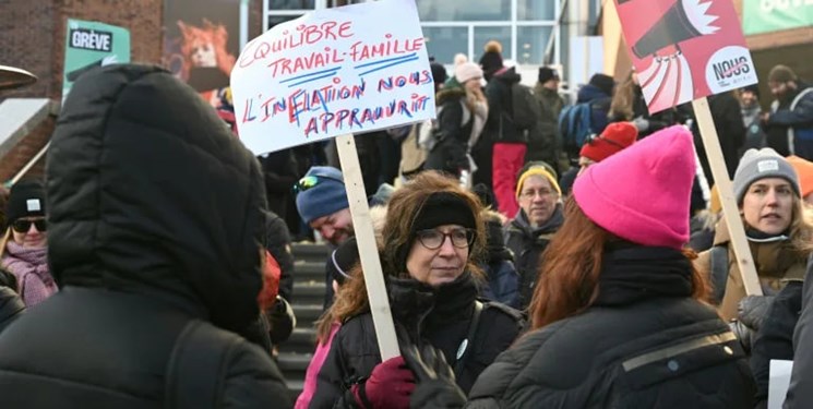 صدها هزار کارمند دولتی در استان کبک کانادا اعتصاب کردند