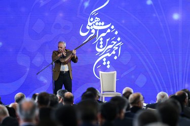 اجرای موسیقی سنتی در مراسم افتتاح انجمن خیرین میراث‌فرهنگی