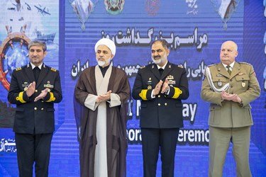 دیدار وابستگان خارجی نظامی با دریادار ایرانی 