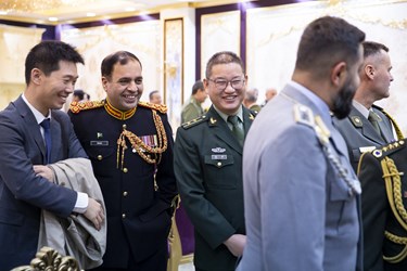 دیدار وابستگان خارجی نظامی با دریادار ایرانی 