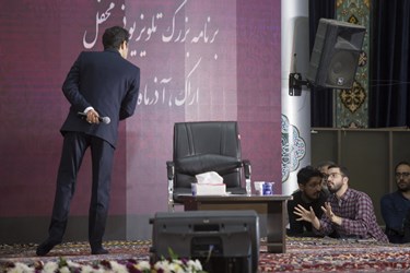برنامه زنده تلویزیونی محفل در اراک