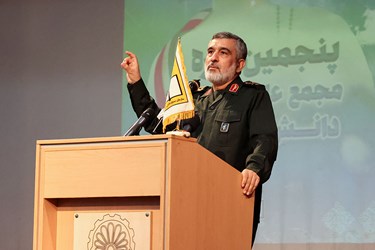 پنجمین دوره مجمع عالی بسیج دانش آموزی