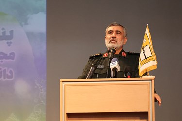 پنجمین دوره مجمع عالی بسیج دانش آموزی