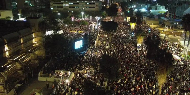 هزاران معترض در تل‌آویو و حیفا خواستار کناره‌گیری نتانیاهو شدند
