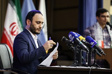 سخنرانی علی بهادری جهرمی سخنگوی دولت در نشست دانشجویی پاسخگو در برابر جمهور 