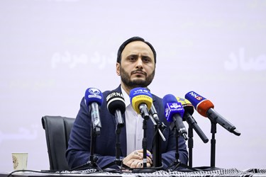 سخنرانی علی بهادری جهرمی سخنگوی دولت در نشست دانشجویی پاسخگو در برابر جمهور 