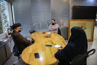 گفت‌وگو با امیر عبدالحسینی دبیر جشنواره تجسمی فجر 4
