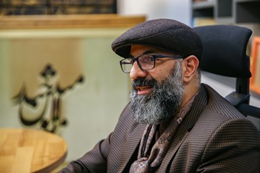 گفت‌وگو با امیر عبدالحسینی دبیر جشنواره تجسمی فجر 14