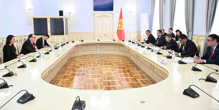 توسعه همکاری‌ها محور دیدار مقامات قرقیزستان و آمریکا