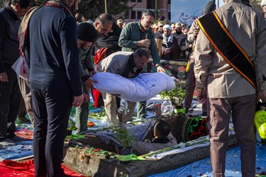 عکس| مراسم تشییع و خاکسپاری شهید گمنام در اردبیل