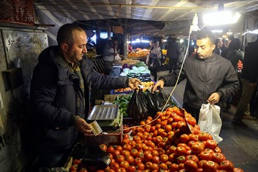 بازار سنندج در آستانه «شب چله»