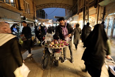 بازار شب یلدا در همدان