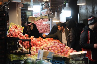 بازار شب یلدا در همدان