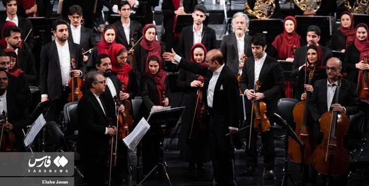 طنین نوای ارکستر سمفونیک تهران در نخستین اجرای زمستانی تالار وحدت