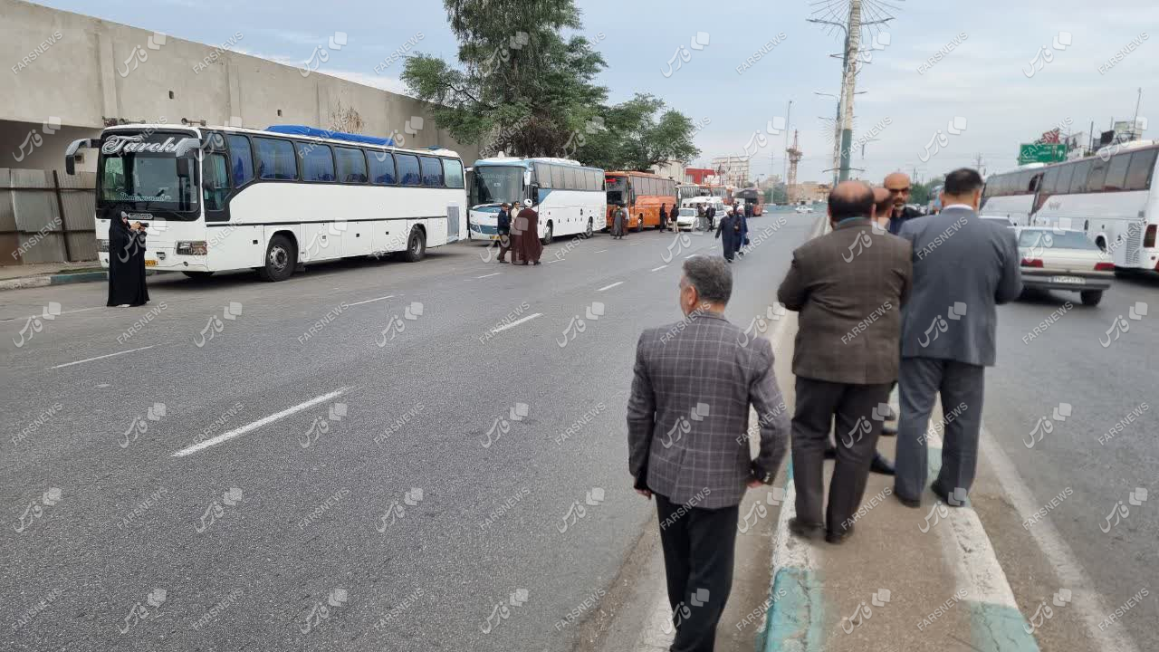 دیدار با حضرت ماه؛ روایتی از دیدار مردم خوزستان با رهبر انقلاب