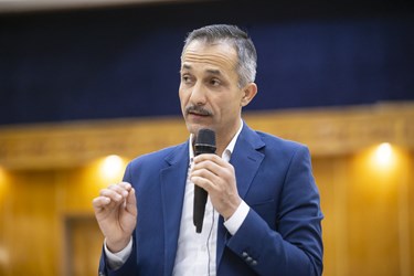 شعرخوانی شاعران کشورهای حوزه مقاومت 