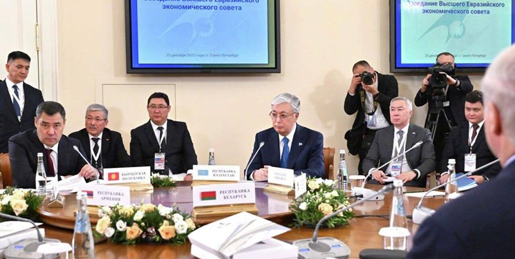 تاکید رئیس جمهور قزاقستان بر گسترش کریدور شمال-جنوب