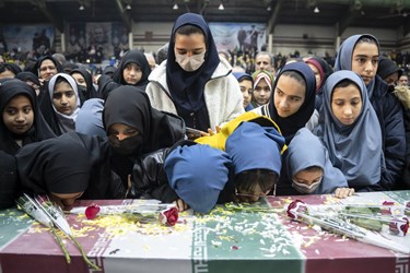 تجمع دختران حاج قاسم