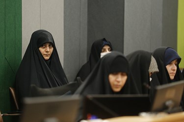 زنان و مشارکت سیاسی