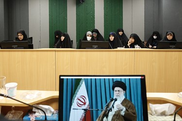 زنان و مشارکت سیاسی