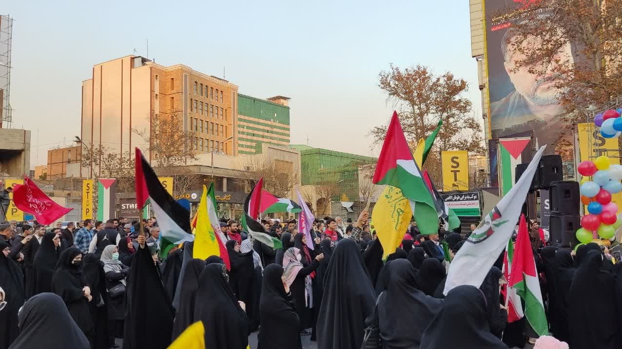 برگزاری جشن ولادت حضرت فاطمه(س) در میدان فلسطین